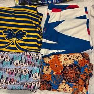 Four pairs of lularoe leggings size os